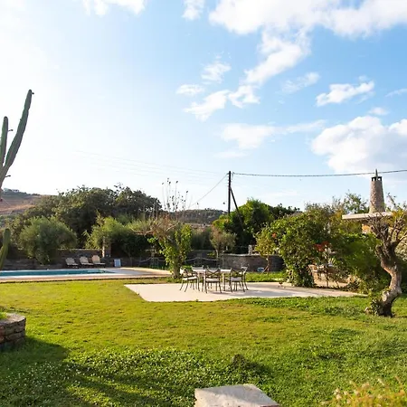 Holiday Rooms Otziás