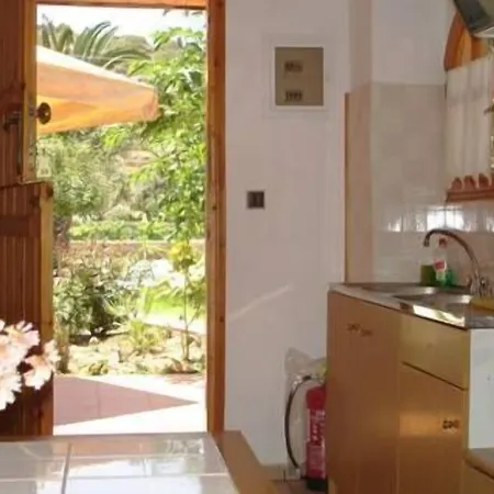 Holiday Rooms Appartement Otziás
