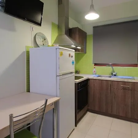 Apartment Holiday Rooms *