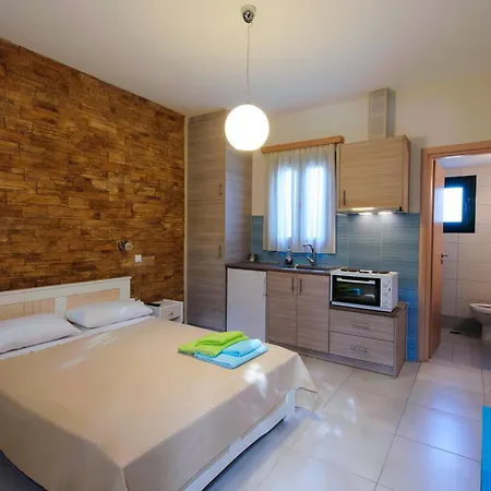 Holiday Rooms Apartment