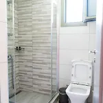 Holiday Rooms *