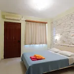 Holiday Rooms Апартаменты