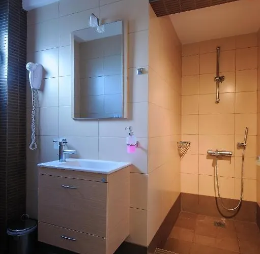 Lägenhet Holiday Rooms Otziás